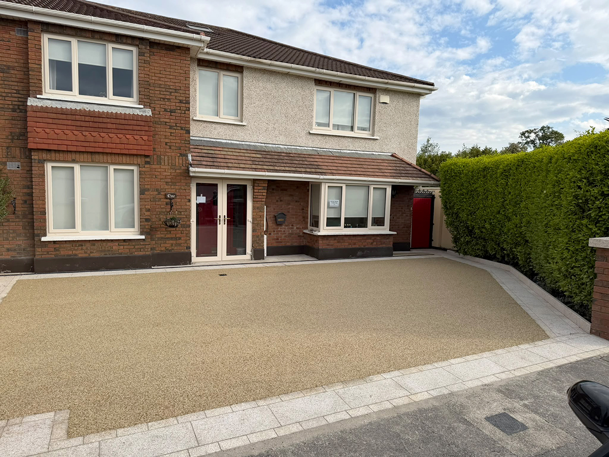 images/gallery/resin-driveways-gallery/1-resin-driveway-dublin16-driveways-4-u-2026-a.jpg#joomlaImage://local-images/gallery/resin-driveways-gallery/1-resin-driveway-dublin16-driveways-4-u-2026-a.jpg?width=1200&height=900