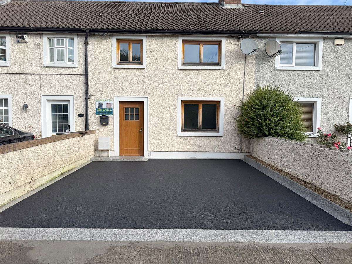 images/gallery/tarmac-driveways-gallery/tarmac-driveway-dublin12-driveways-4-u-2026-a.jpg#joomlaImage://local-images/gallery/tarmac-driveways-gallery/tarmac-driveway-dublin12-driveways-4-u-2026-a.jpg?width=1200&height=900